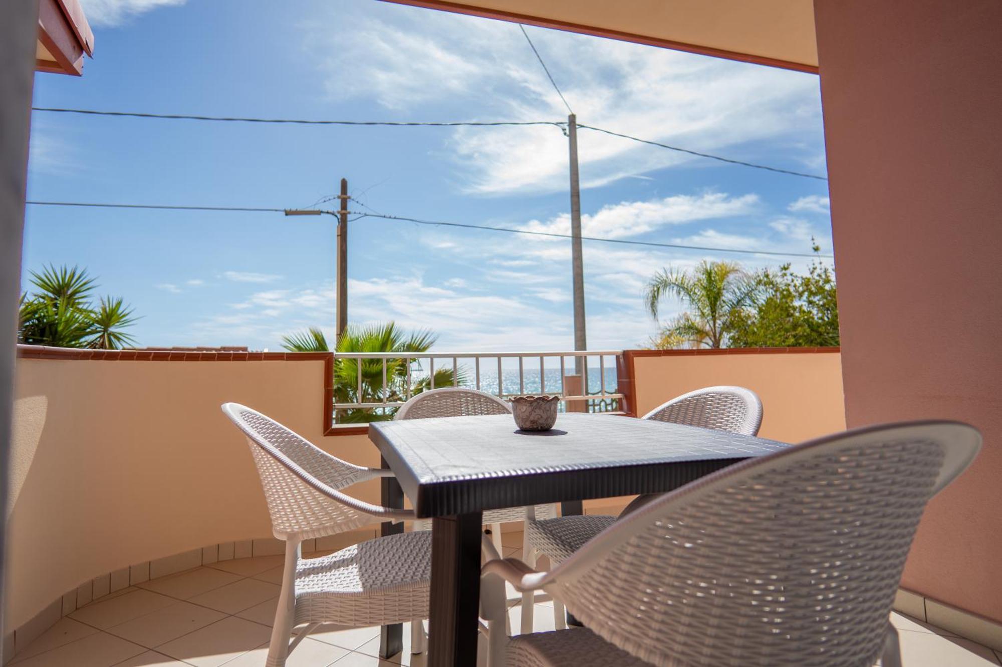Apartamento Casa Alice Bova Marina Exterior foto