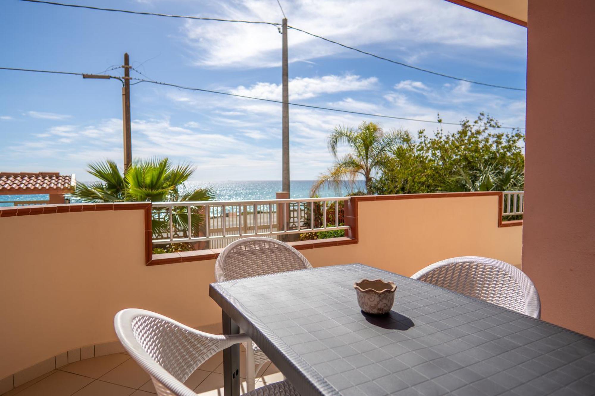 Apartamento Casa Alice Bova Marina Exterior foto